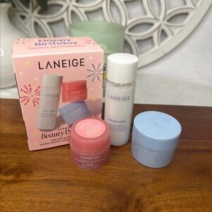 LANEIGE Beauty Set with Pink and Blue Containers